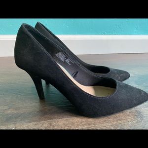 Black pointed heels